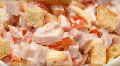 Такой салат разметают первым на столе: быстро, вкусно и просто