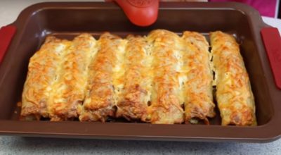 Картофельные рулетики с курицей: заставь гостей угадывать, из чего приготовлено вкуснейшее тесто