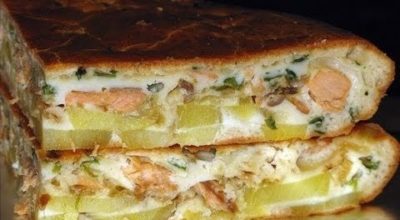 Рыбный заливной пирог с картошкой